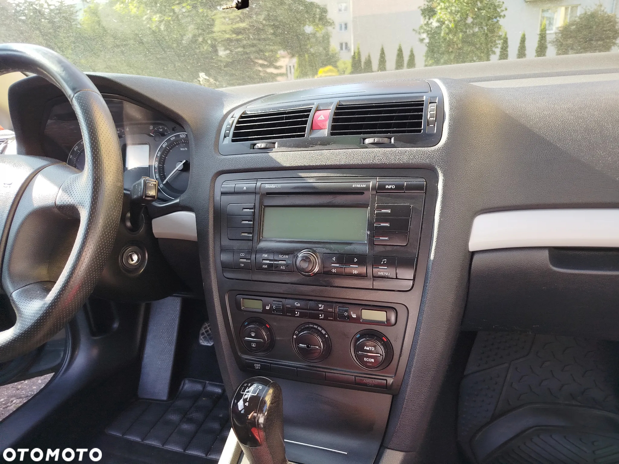 Skoda Octavia - 4