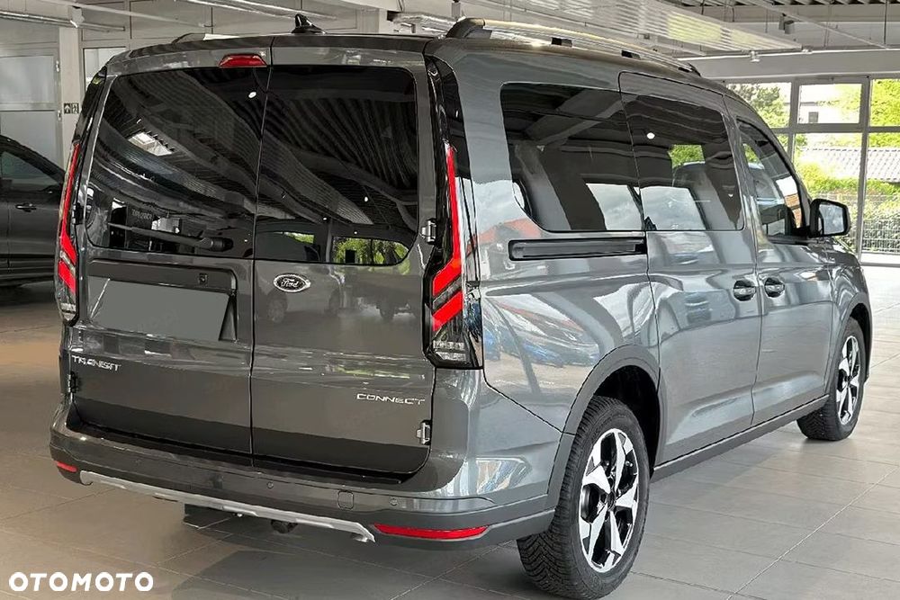 Ford Transit Connect - 8
