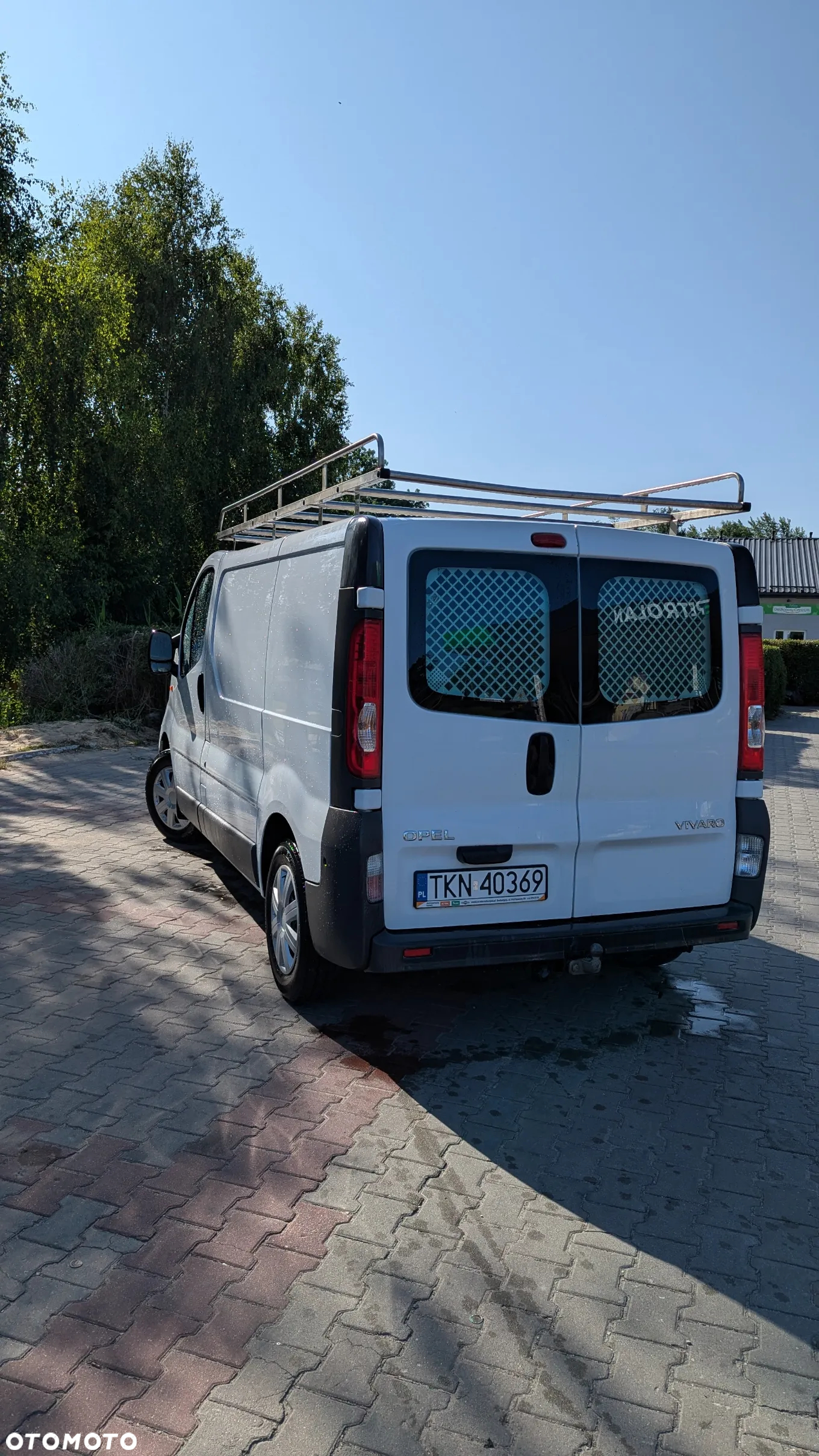 Opel Vivaro - 11
