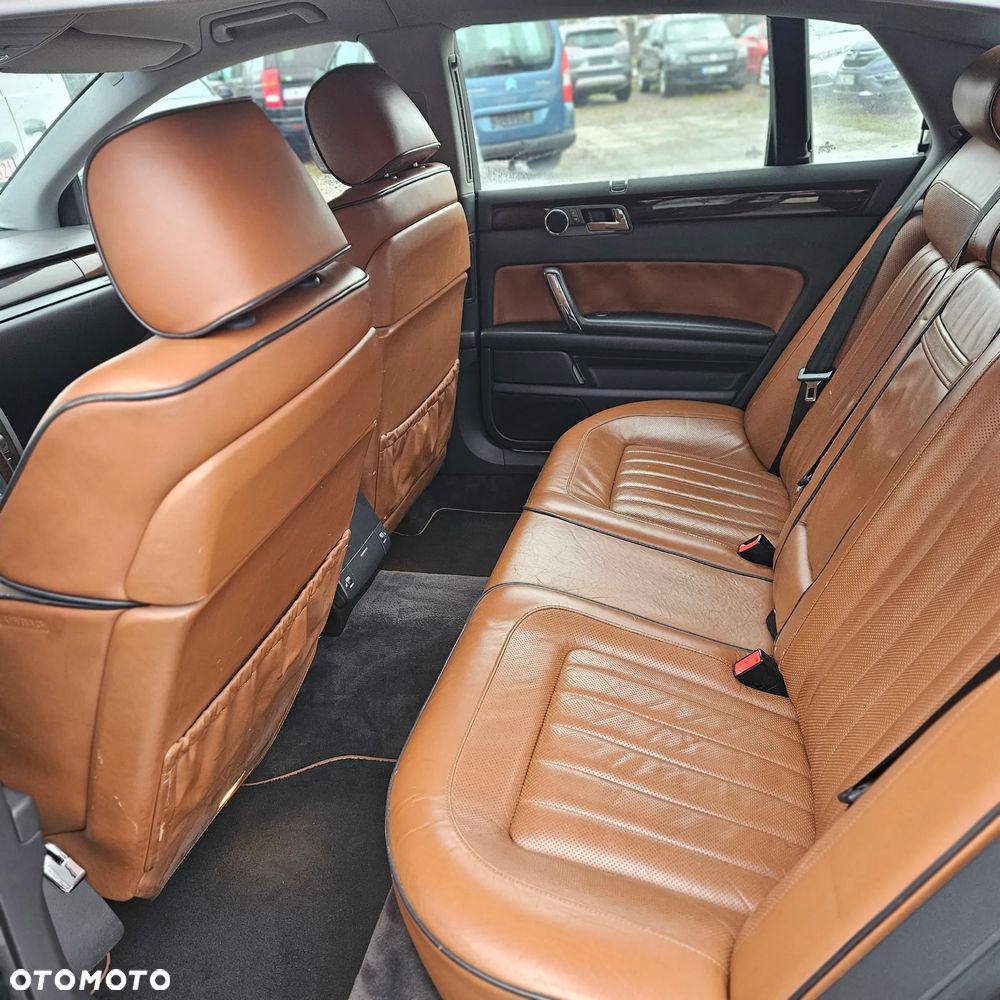 Volkswagen Phaeton - 15