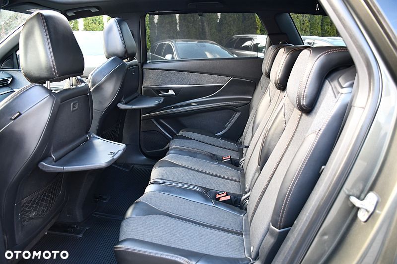 Peugeot 5008 1.6 THP Allure S&S EAT6 - 19
