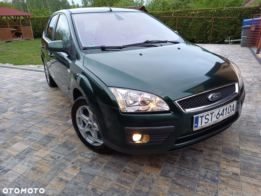 Ford Focus 1.6 Ti-VCT Ghia - 2