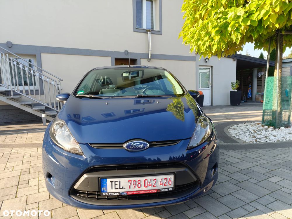 Ford Fiesta 2009 photo 2