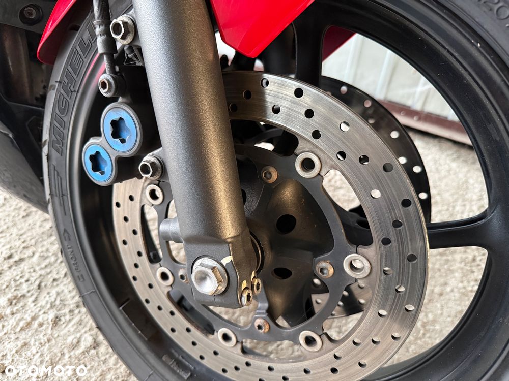 Yamaha R6 - 30