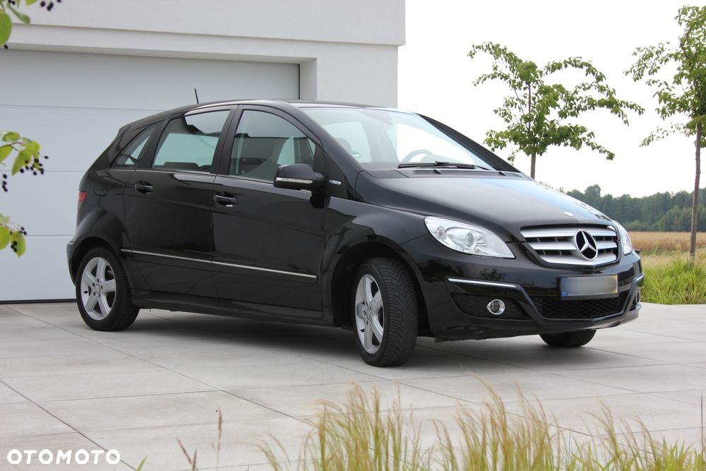 Mercedes-Benz Klasa B 180 BlueEFFICIENCY - 3