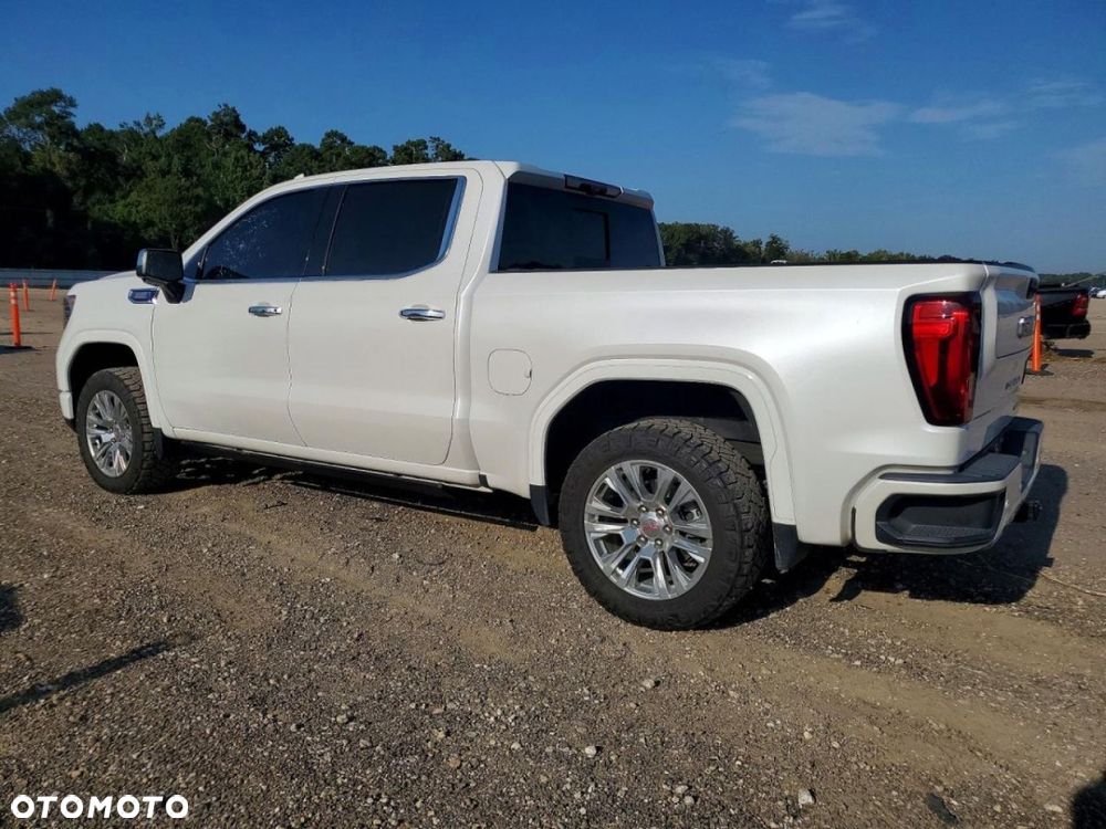 GMC Sierra - 7
