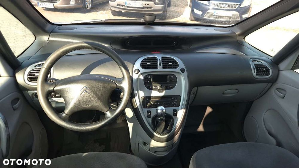 Citroën Xsara Picasso - 7