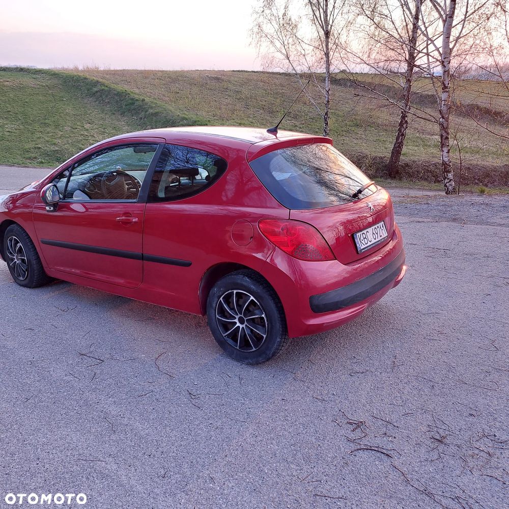 Peugeot 207 - 7
