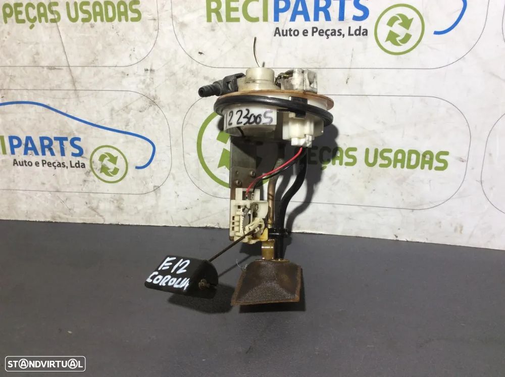 Boia Combustível Toyota Corolla E12 - 1