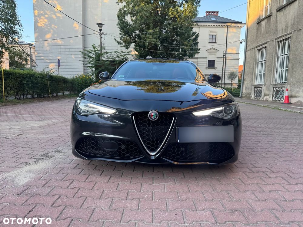 Alfa Romeo Giulia 2.0 Turbo Super - 28