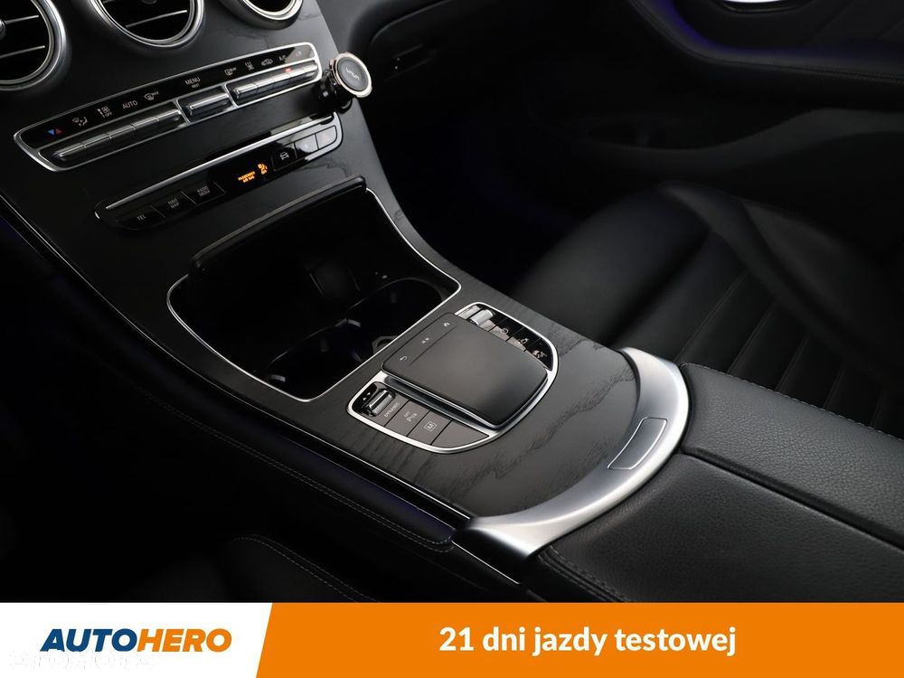 Mercedes-Benz GLC - 30