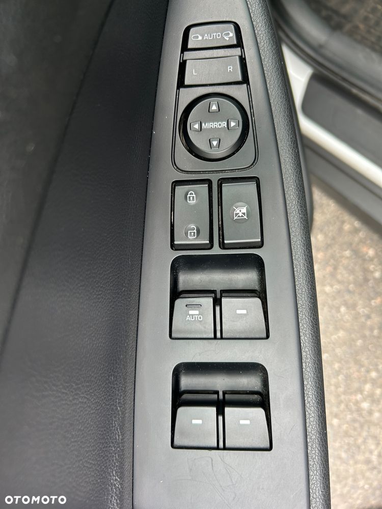 Hyundai Tucson 1.7 CRDI BlueDrive Comfort 2WD - 9