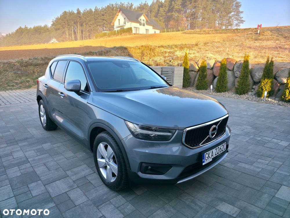 Volvo XC 40 D4 AWD Geartronic Momentum Pro - 1