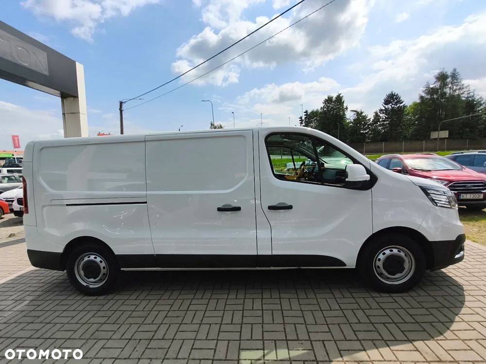 Renault Trafic Furgon Extra L2H1 2.0 dCi 130 - 8