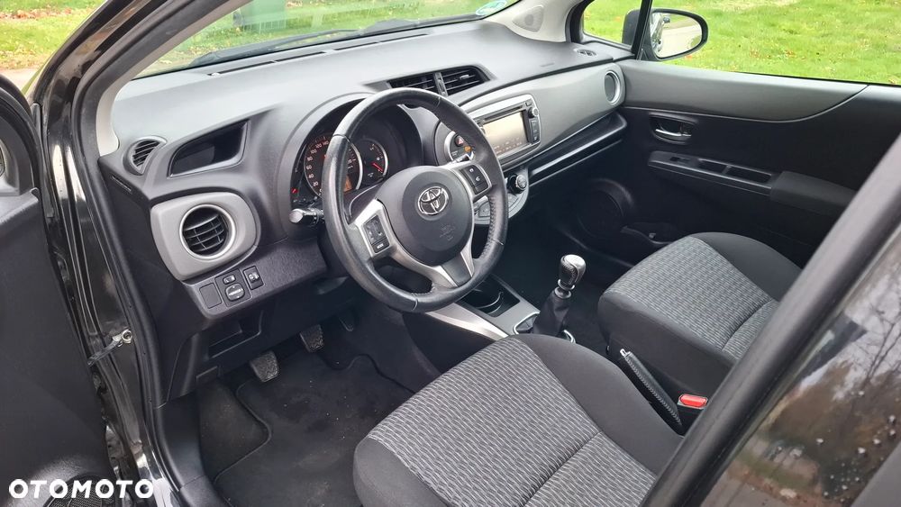 Toyota Yaris 1.33 VVT-i Executive - 7