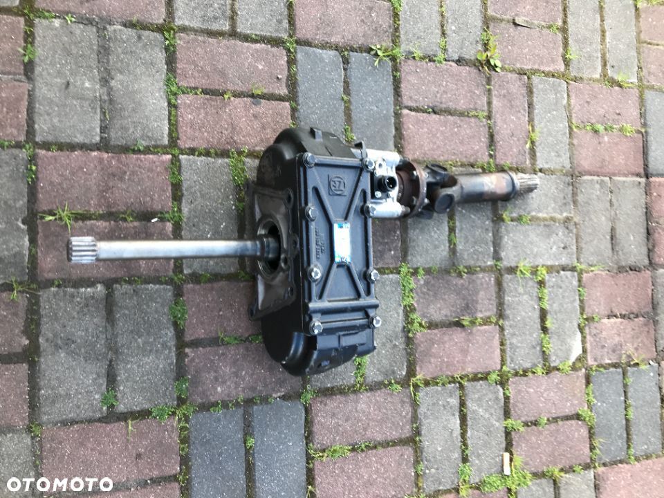 Przystawka Odbioru Mocy ZF Man TGX TGS 81.38100-6860 - 5