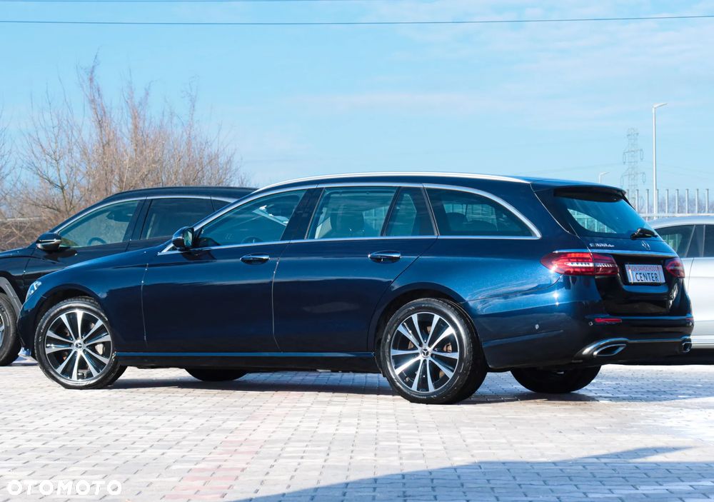 Mercedes-Benz Klasa E 300 de 9G-TRONIC Avantgarde - 36