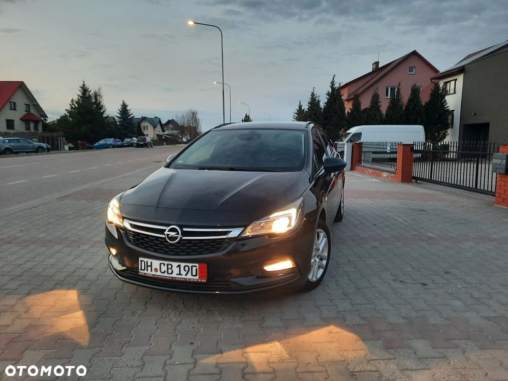 Opel Astra 1.6 CDTI Enjoy S&S - 2
