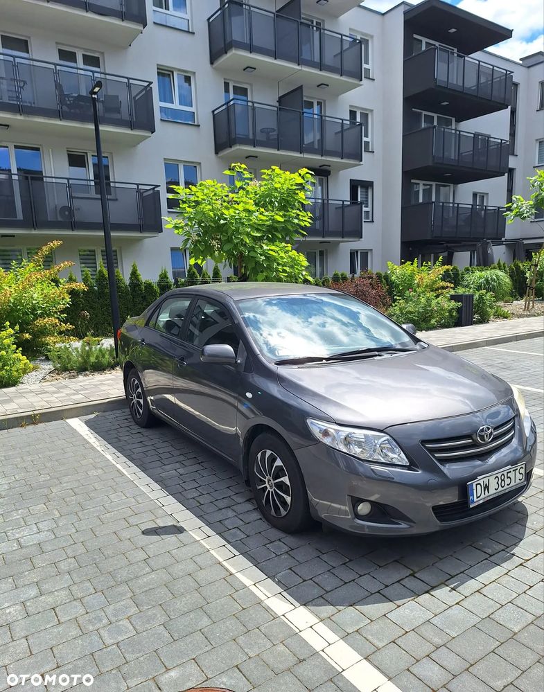 Toyota Corolla 1.6 VVT-i Luna - 5