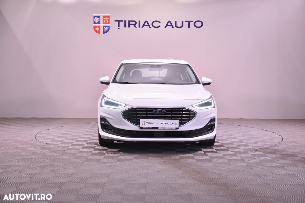 Ford Focus - 8