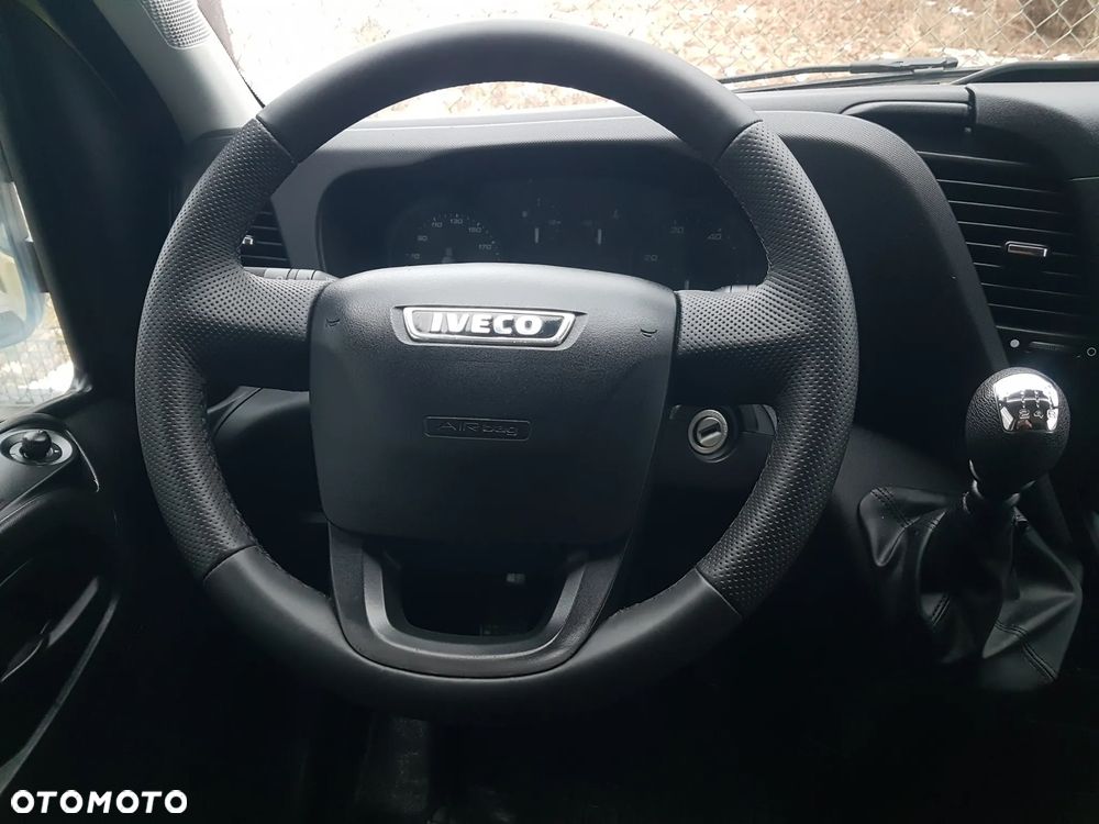 Iveco DAILY 8 EP KONTENER 4,15x2,22x2,21 KLIMA KRAJOWY 35S12 - 26