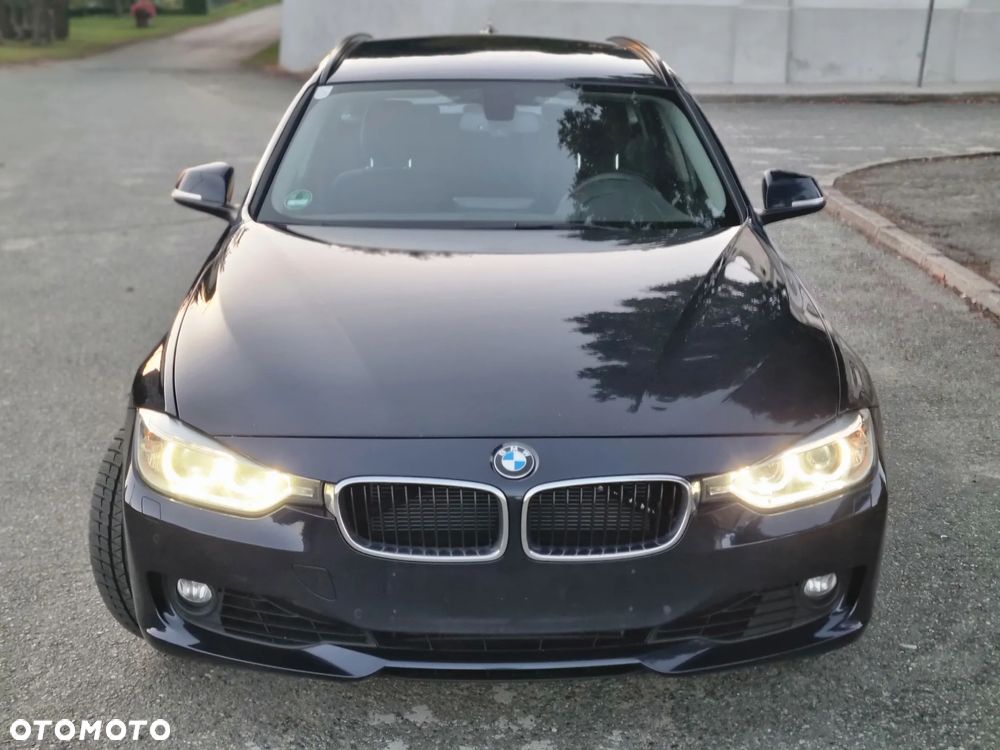 BMW Seria 3 335d Touring xDrive Edition M Sport Shadow - 4