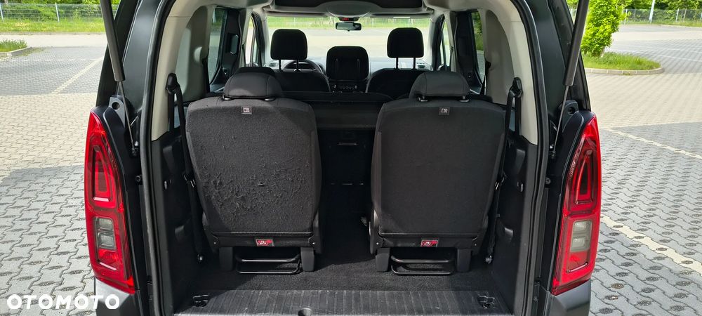 Citroën Berlingo XL 7-Sitzer PureTech 130 EAT8 FEEL - 21