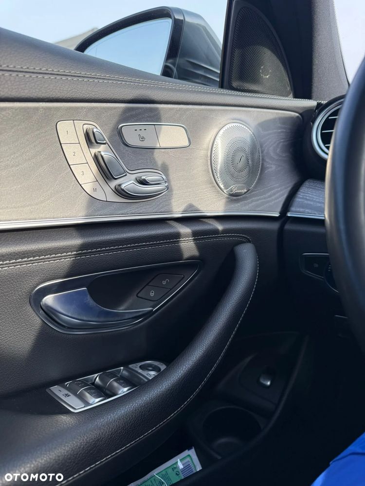 Mercedes-Benz Klasa E - 14