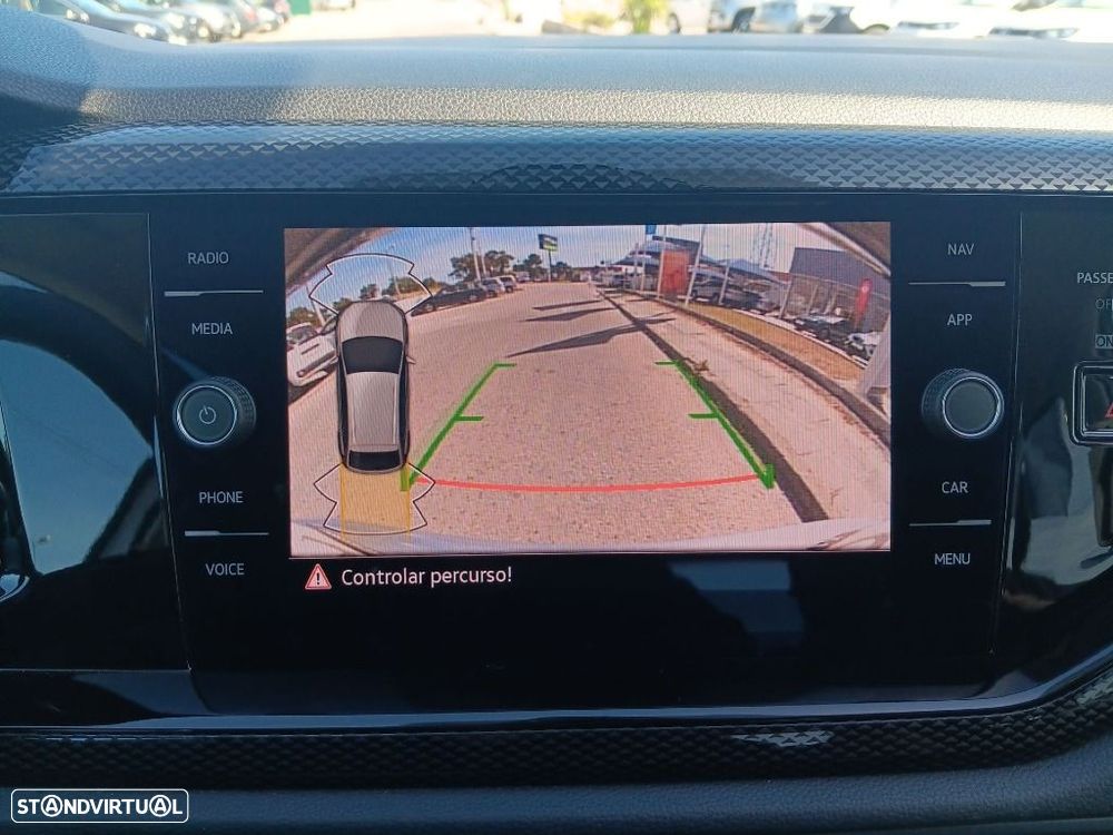 VW Taigo 1.0 TSI Urban DSG - 19