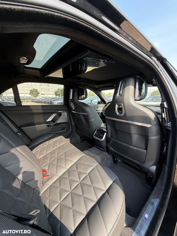 BMW Seria 7 - 15
