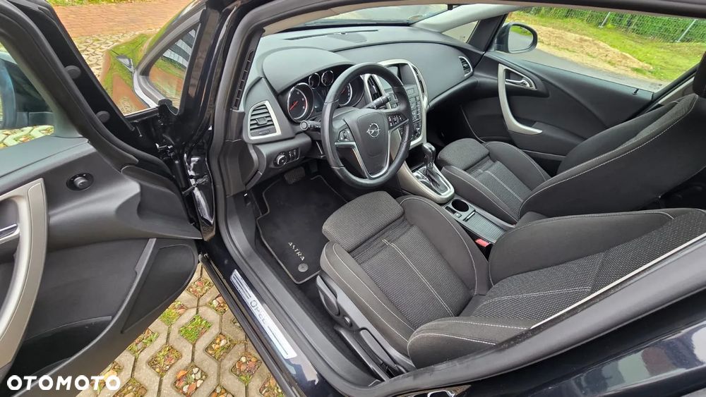 Opel Astra 2.0 CDTI DPF Automatik Design Edition - 11