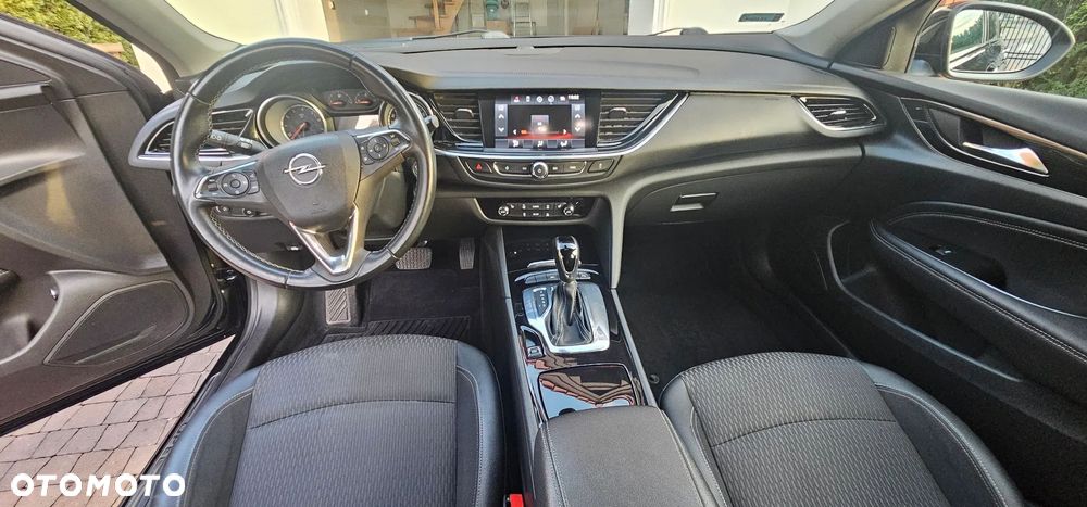 Opel Insignia 1.5 T Innovation S&S - 10