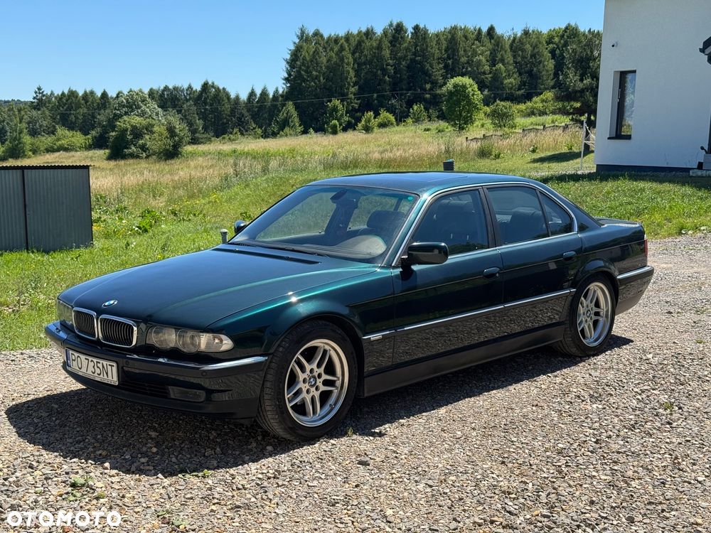 BMW Seria 7 735i L - 1