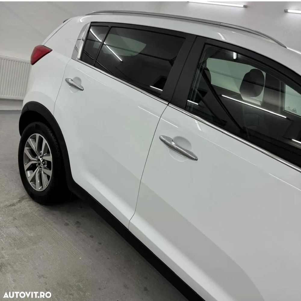 Kia Sportage 1.7 DSL MT 4x2 PREMIUM - 10