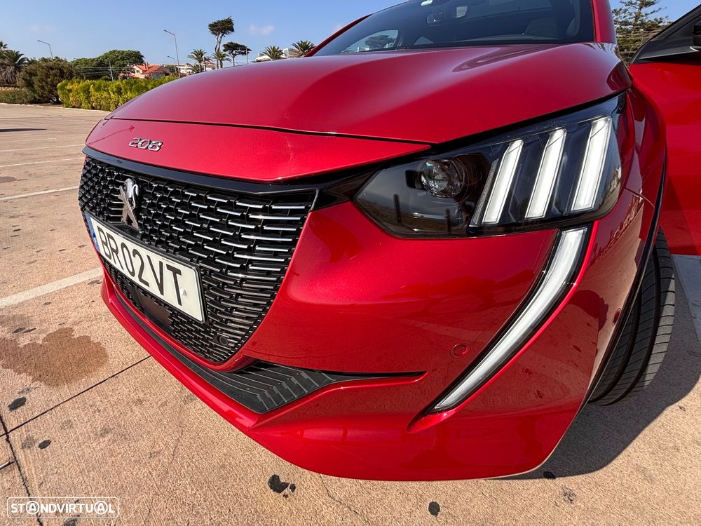 Peugeot 208 PureTech 100 EAT8 GT Pack - 32