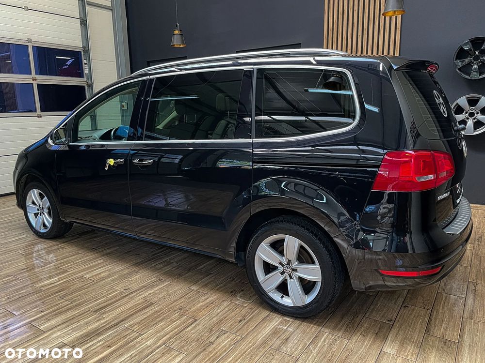 Volkswagen Sharan 2.0 TDI DSG Highline Black Style - 11
