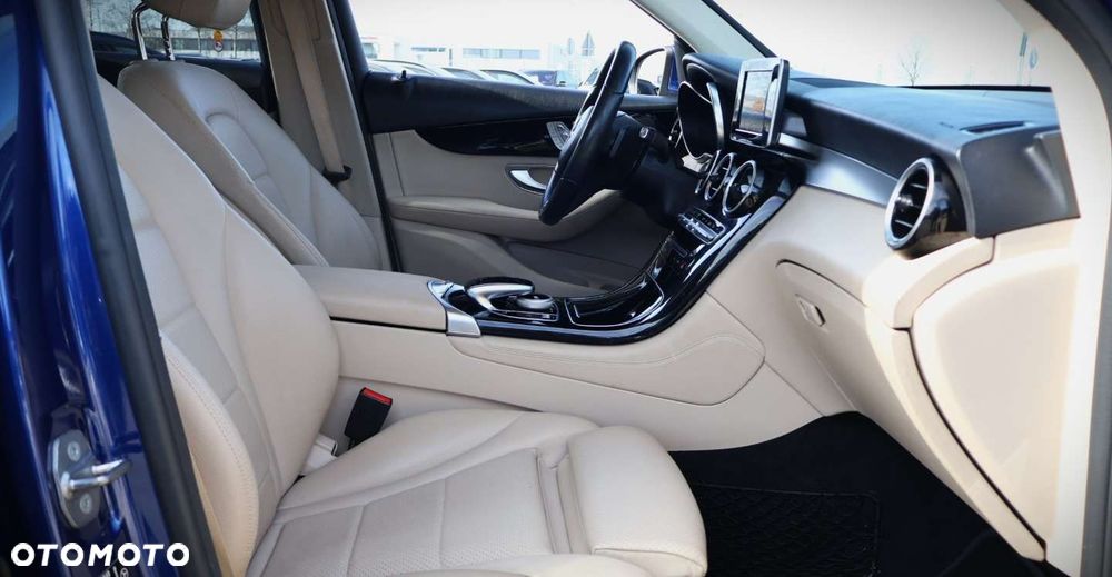 Mercedes-Benz GLC - 20