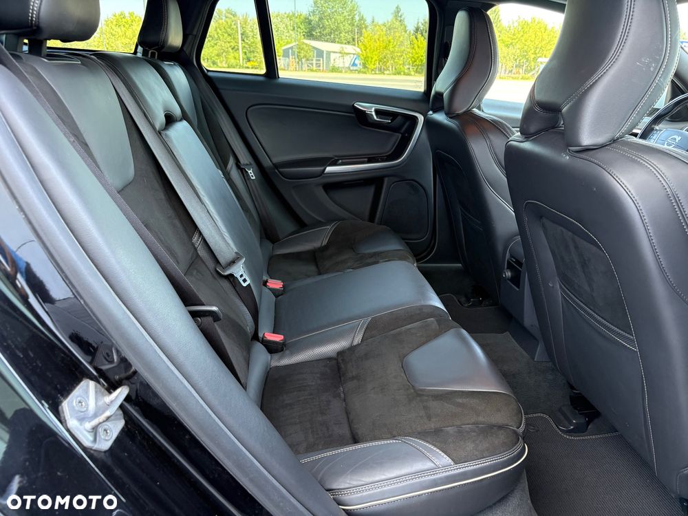 Volvo V60 D2 Drive-E R-Design Kinetic - 21