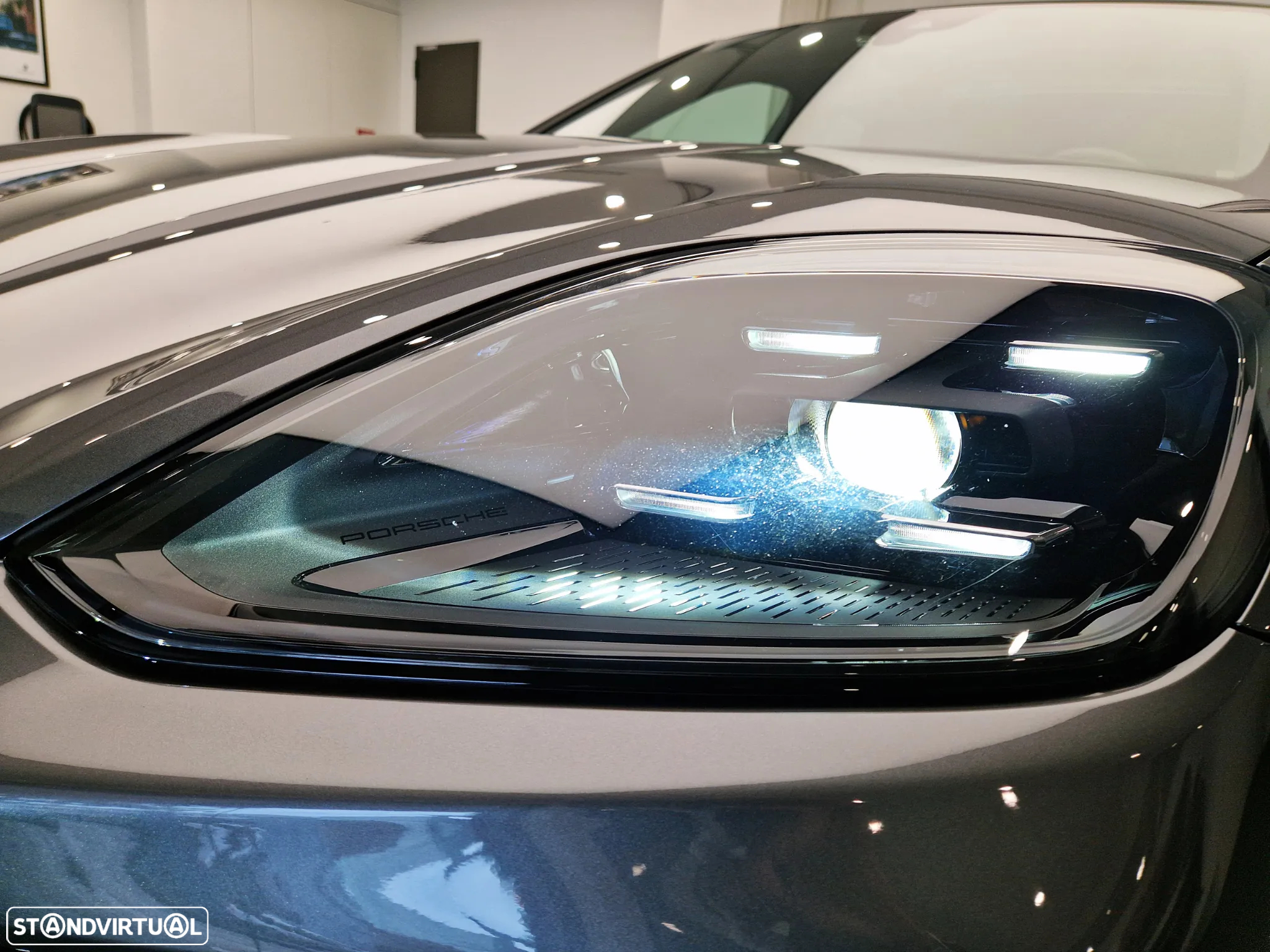 Porsche Cayenne Coupé E-Hybrid - 15