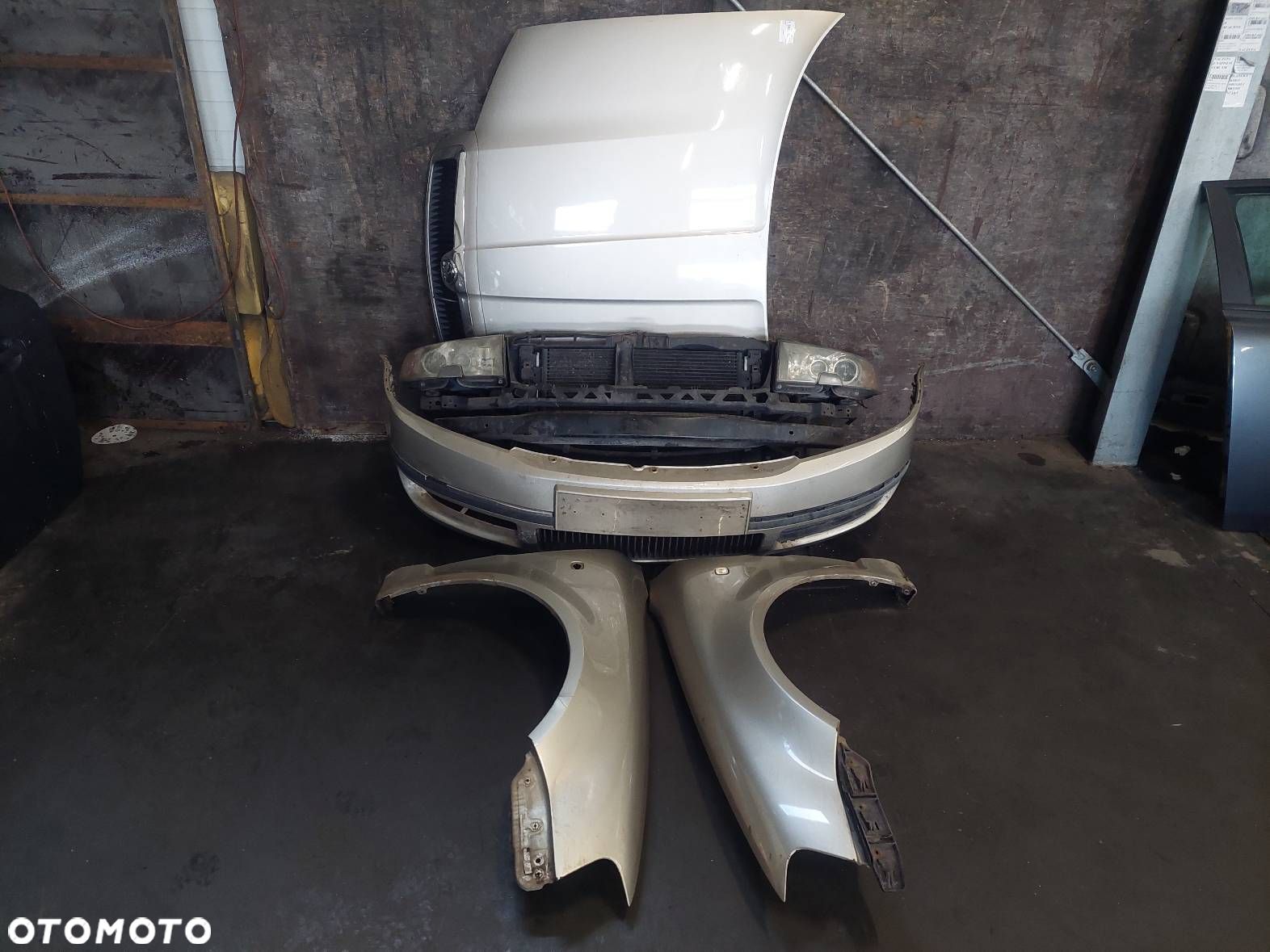 KOMPLETNY PRZÓD XENON MASKA ZDERZAK LAMPY BŁOTNIKI SKODA SUPERB I 9201 - 1
