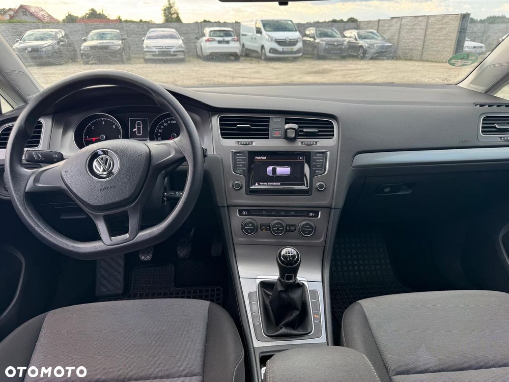 Volkswagen Golf 1.6 TDI Trendline - 21