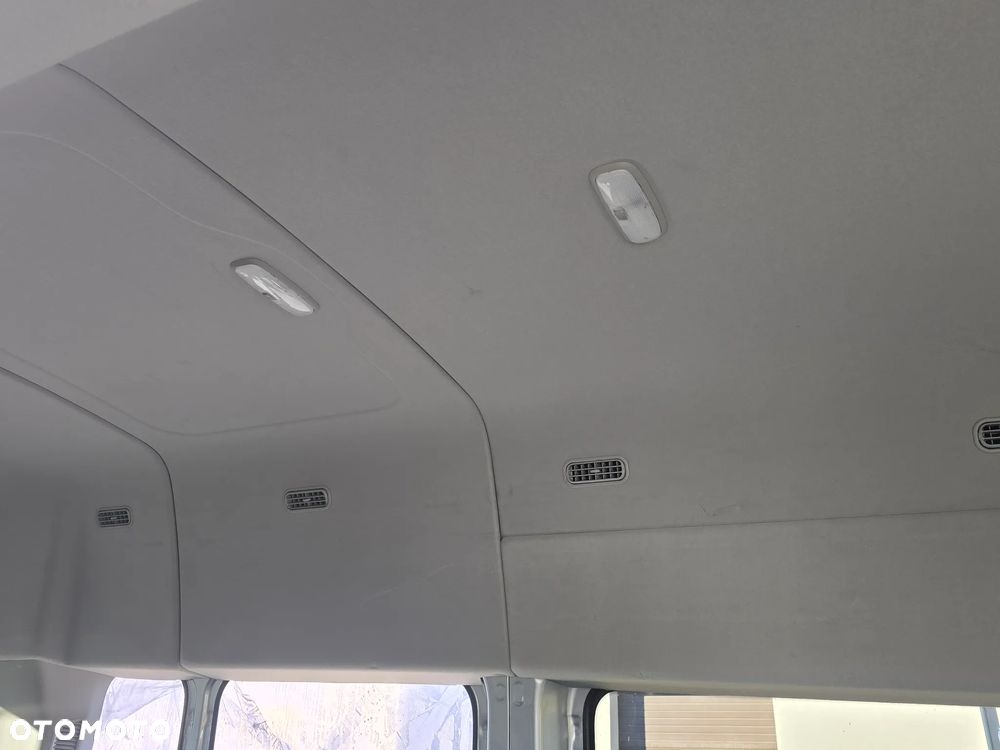 Ford Transit L3H2 VA Autm Limited - 12