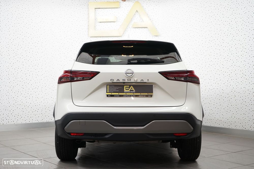 Nissan Qashqai 1.3 DIG-T N-Connecta - 4