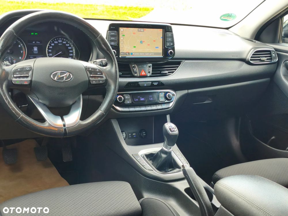 Hyundai i30 1.4 T-GDI YES!+ - 33