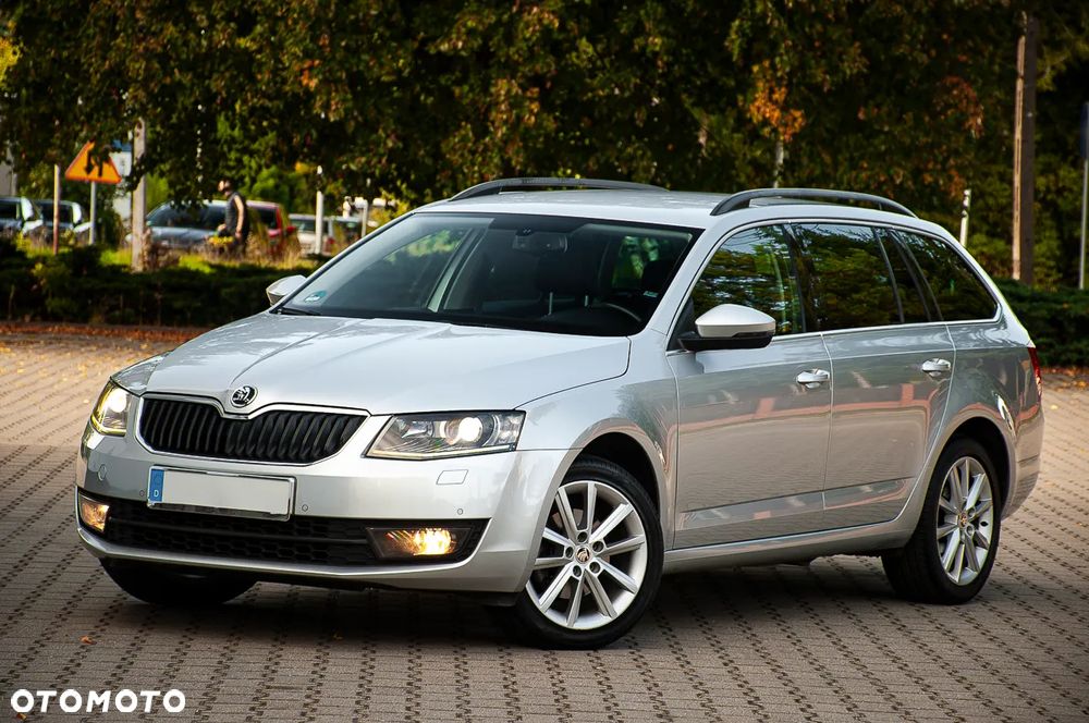 Skoda Octavia 1.6 TDI DPF Elegance - 26