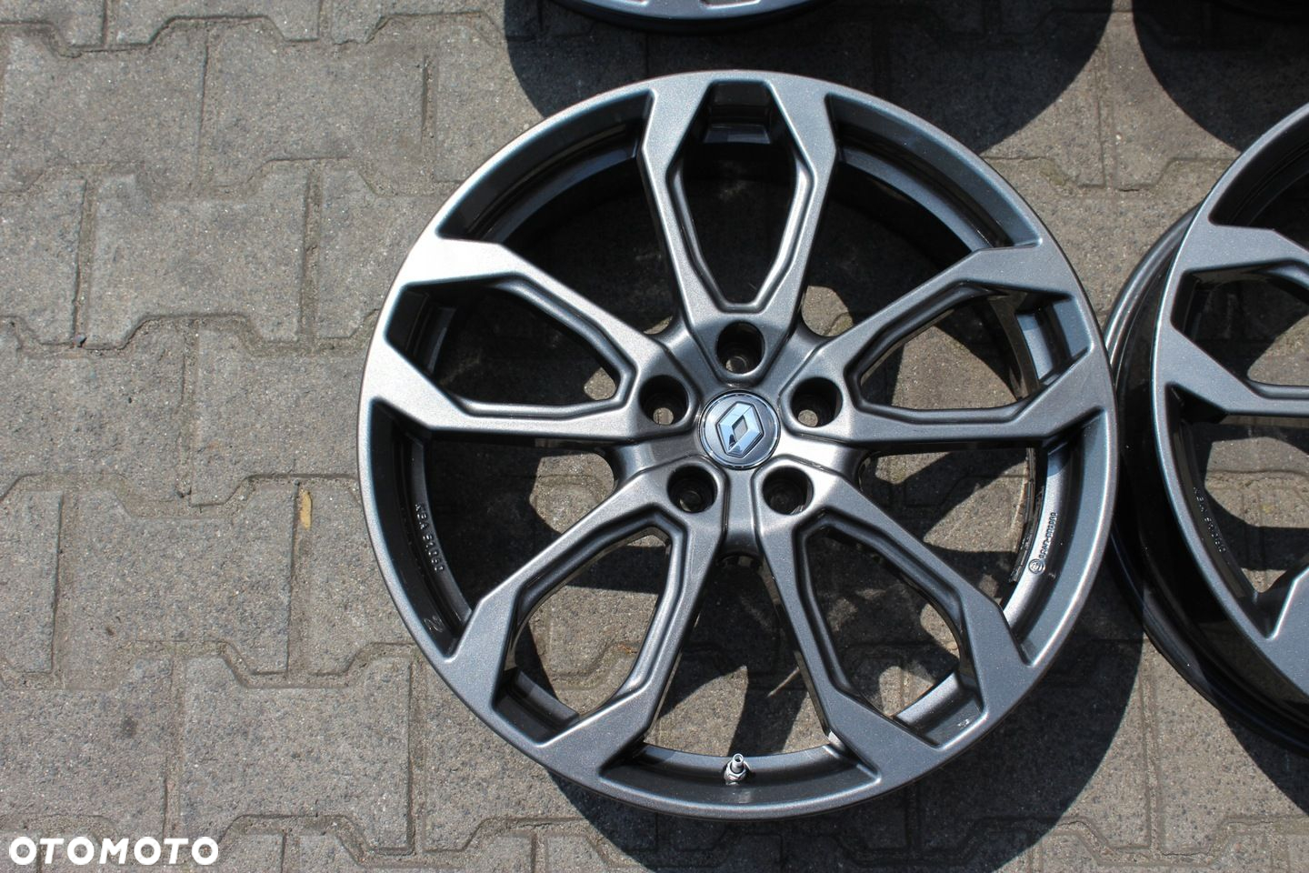 ORYG RENAULT SCENIC IV 20cali 5x114,3 ET33 - 5