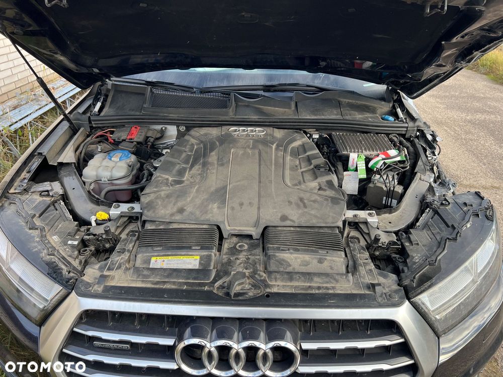 Audi Q7 - 16