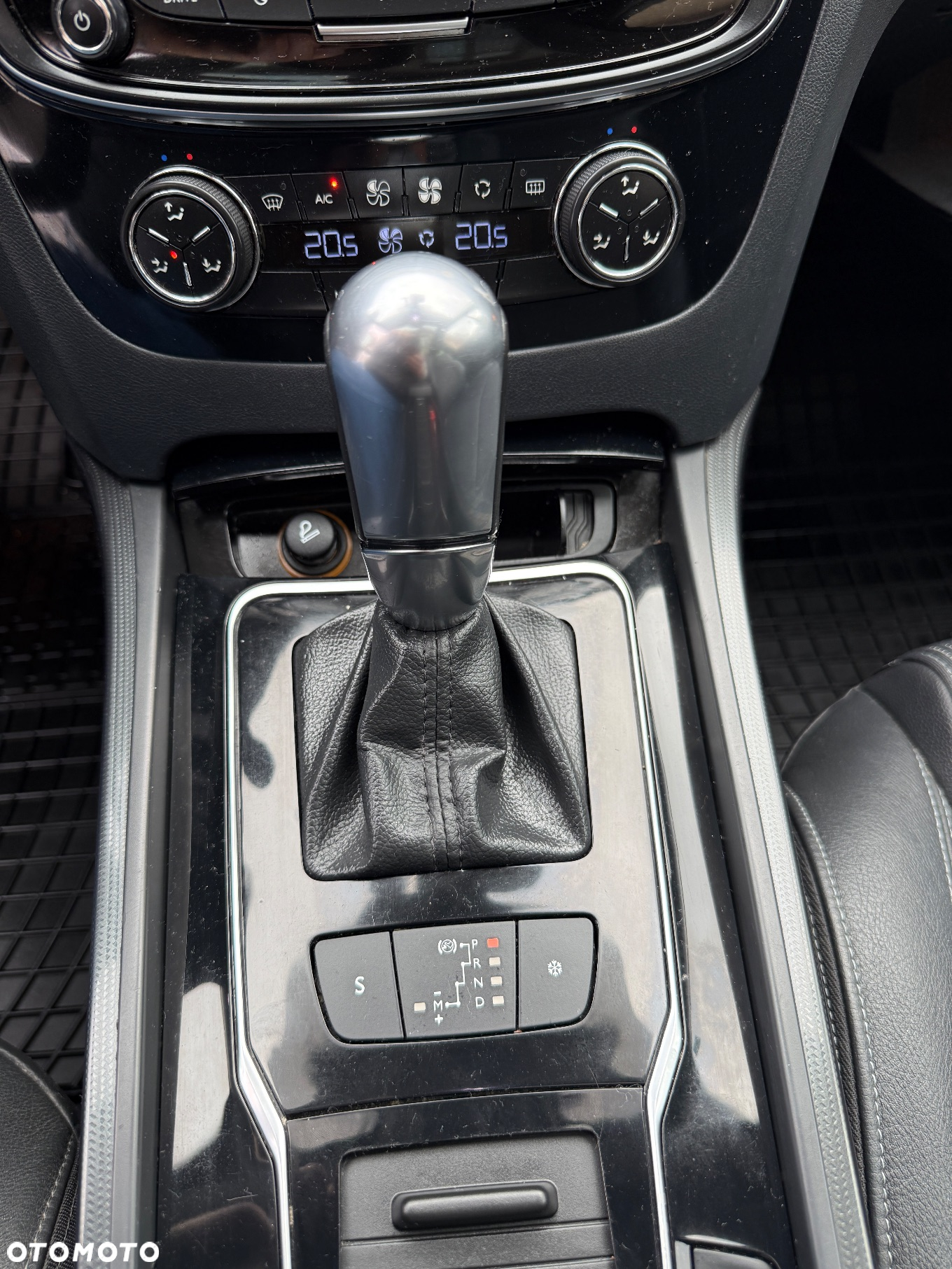 Peugeot 508 SW BlueHDi 180 EAT6 Stop&Start Allure - 27