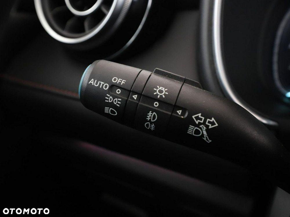 MG EHS 1.5T-GDI Luxury - 33