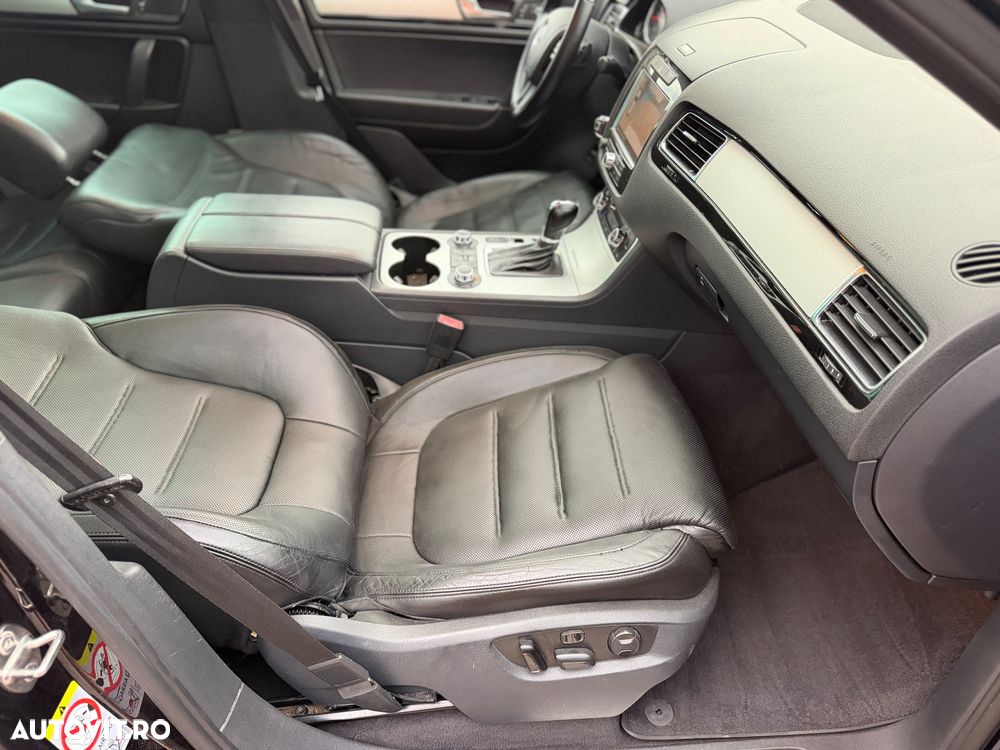 Volkswagen Touareg - 23